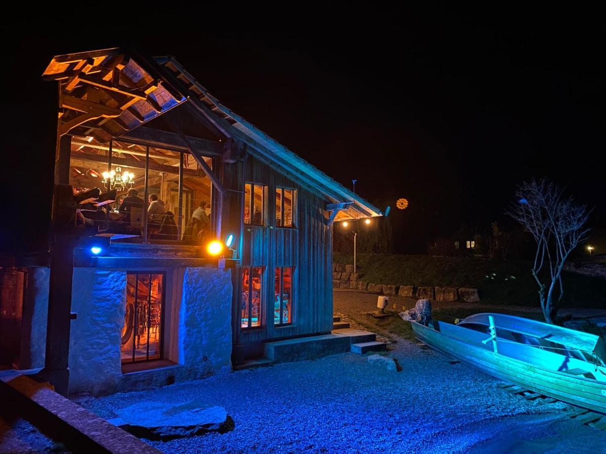 Snowflake Leissigen Exterior photo